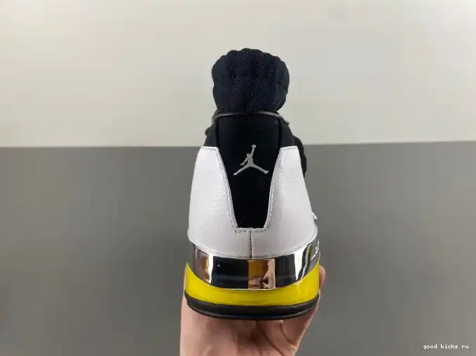 80% Off Sale 17 Jordan FJ0395-100 Low Lightning Air 0424